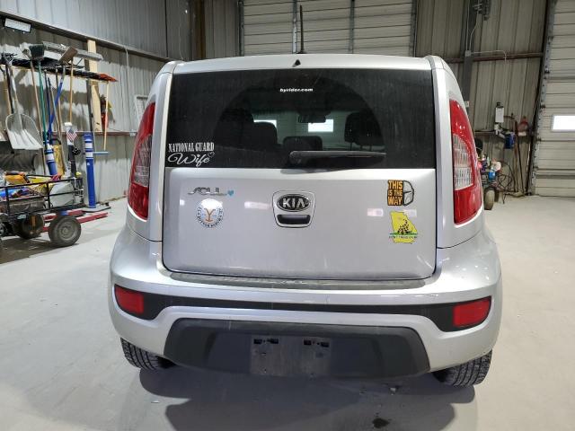 Kia Soul + Image 6