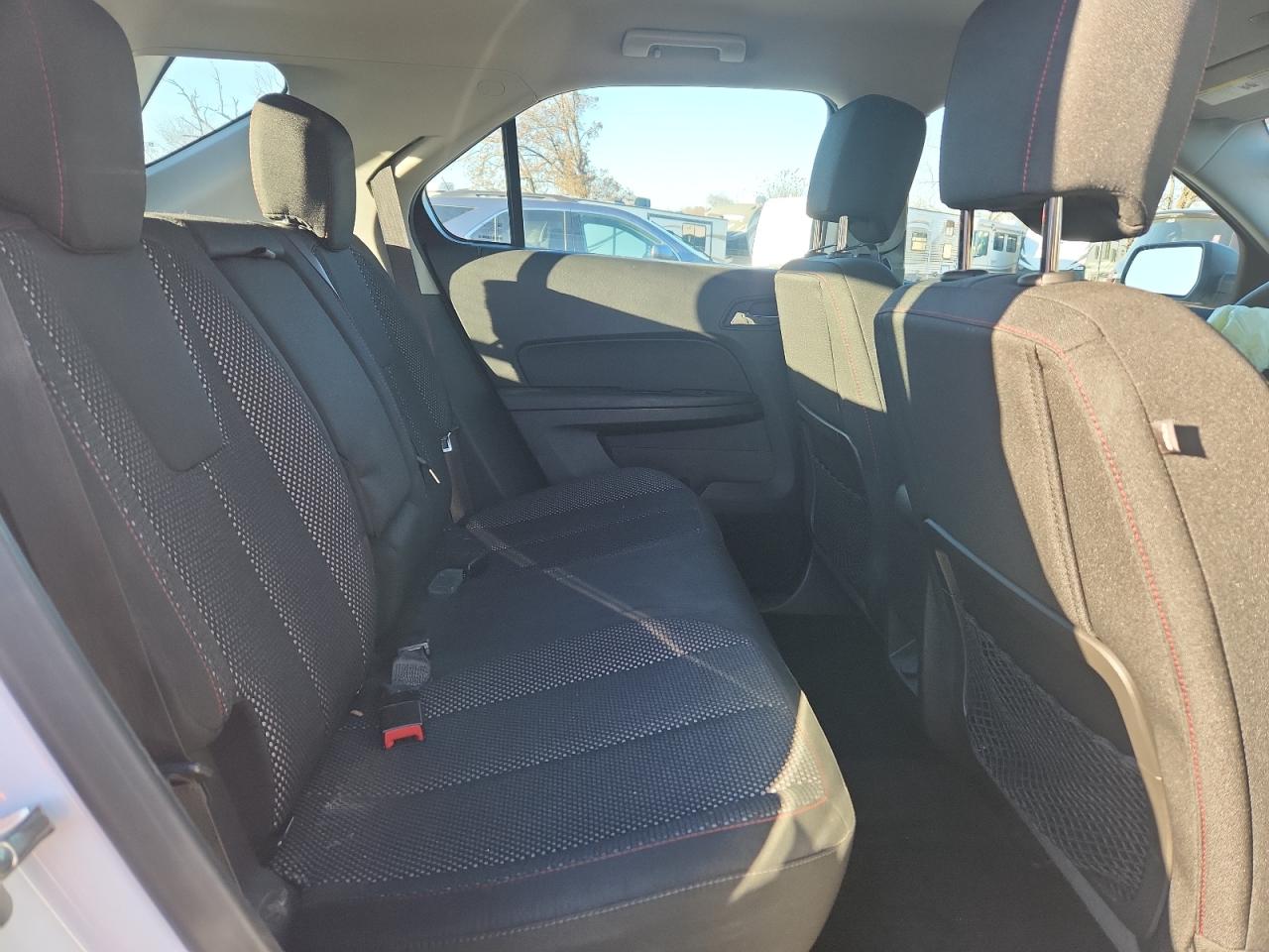 Chevrolet Equinox Ls Image 8