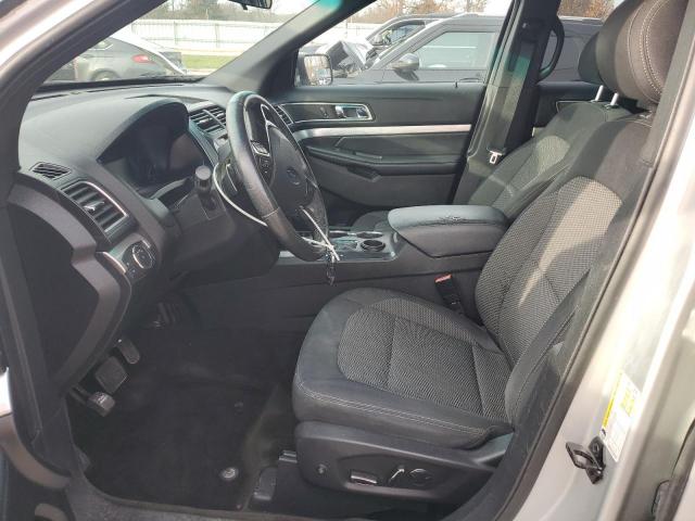 Ford Explorer Xlt Image 3