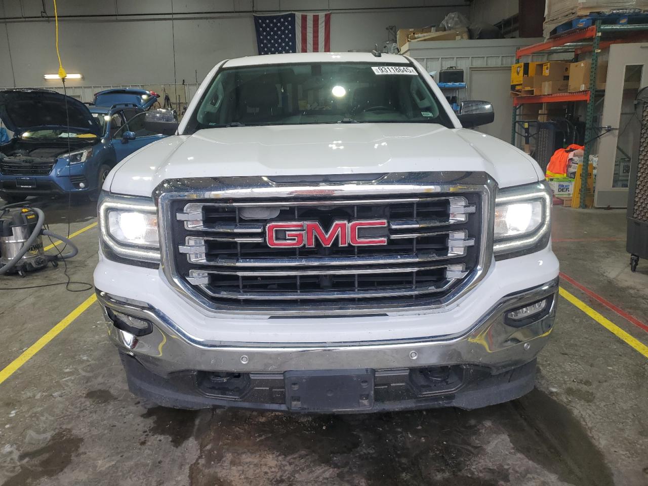 GMC Sierra K1500 Slt Image 3