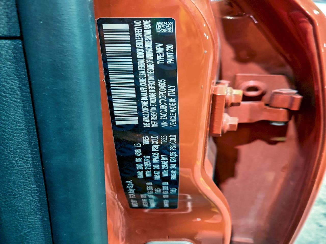 Jeep Renegade Trailhawk Image 3