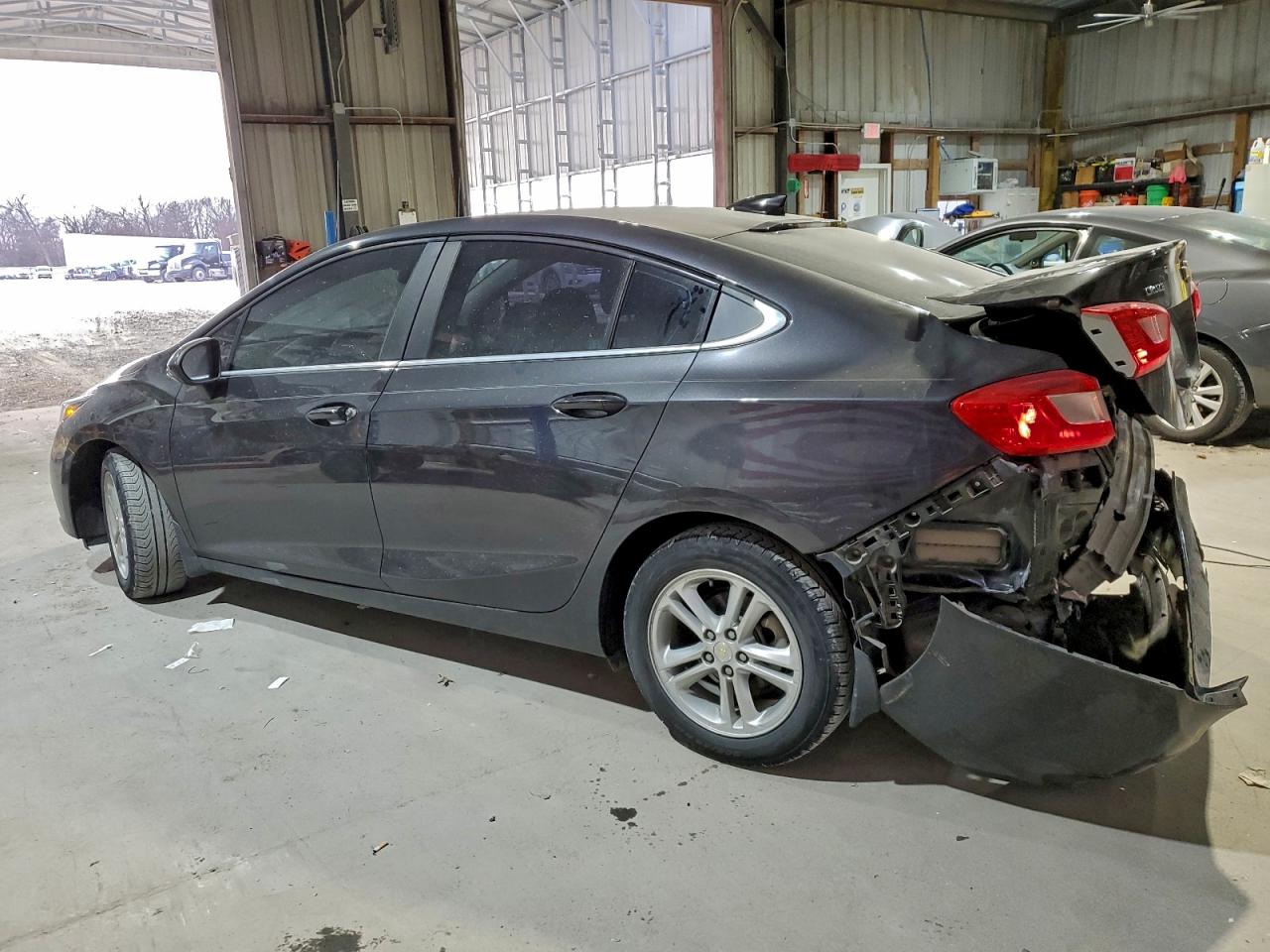 Chevrolet Cruze Lt Image 3