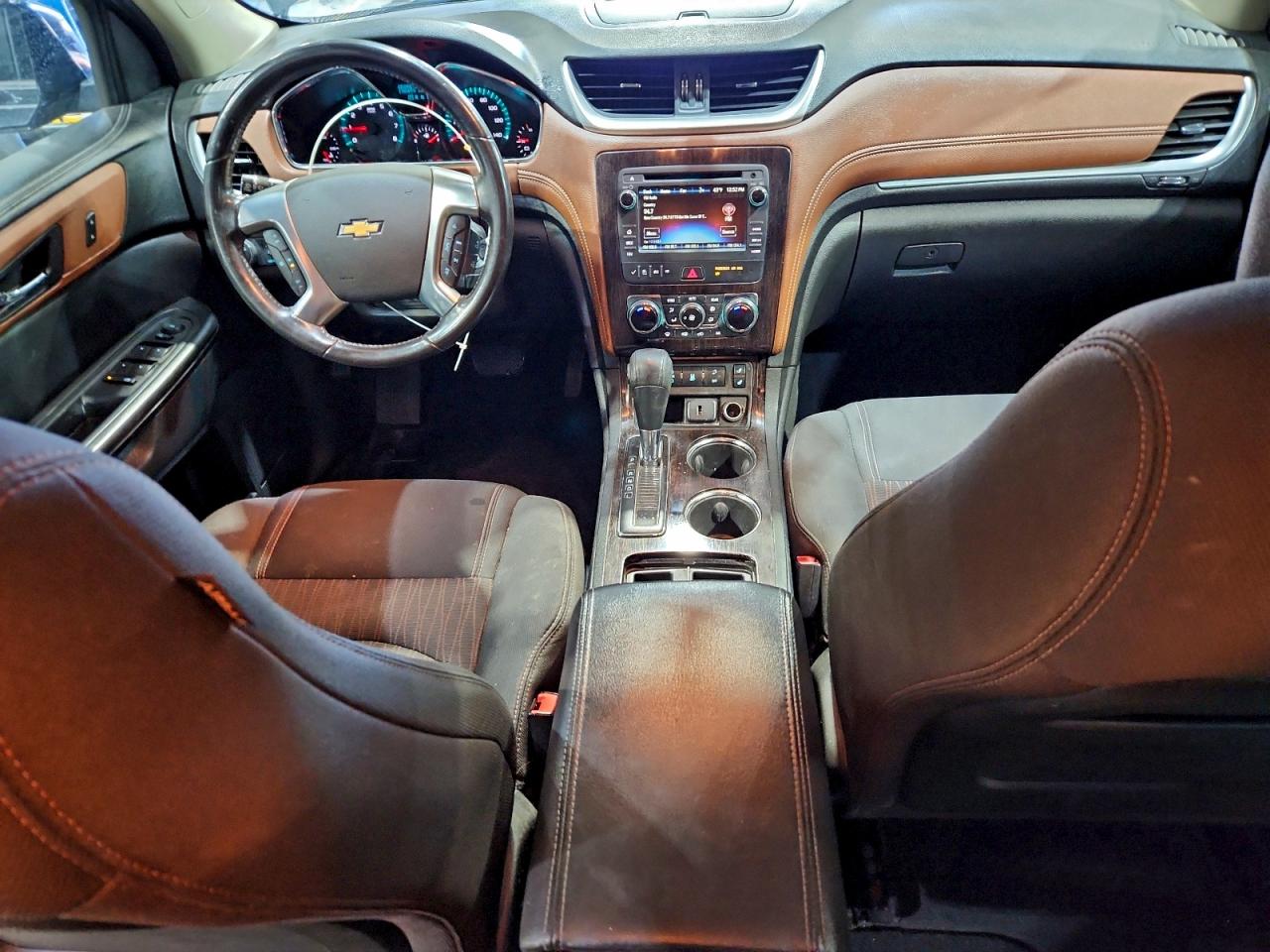 Chevrolet Traverse Lt Image 8