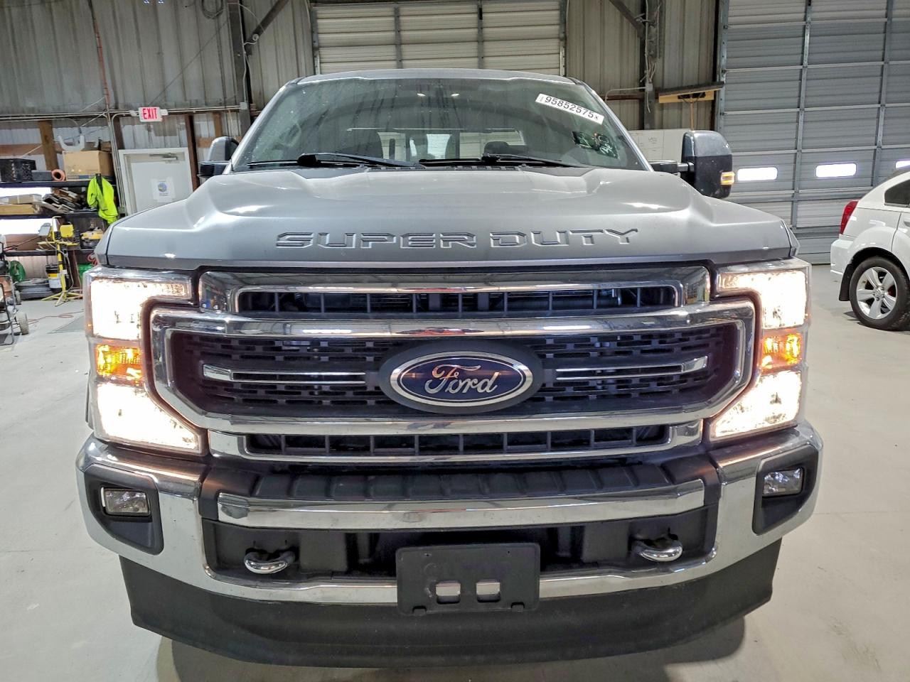 Ford F-250 Super Duty Image 12