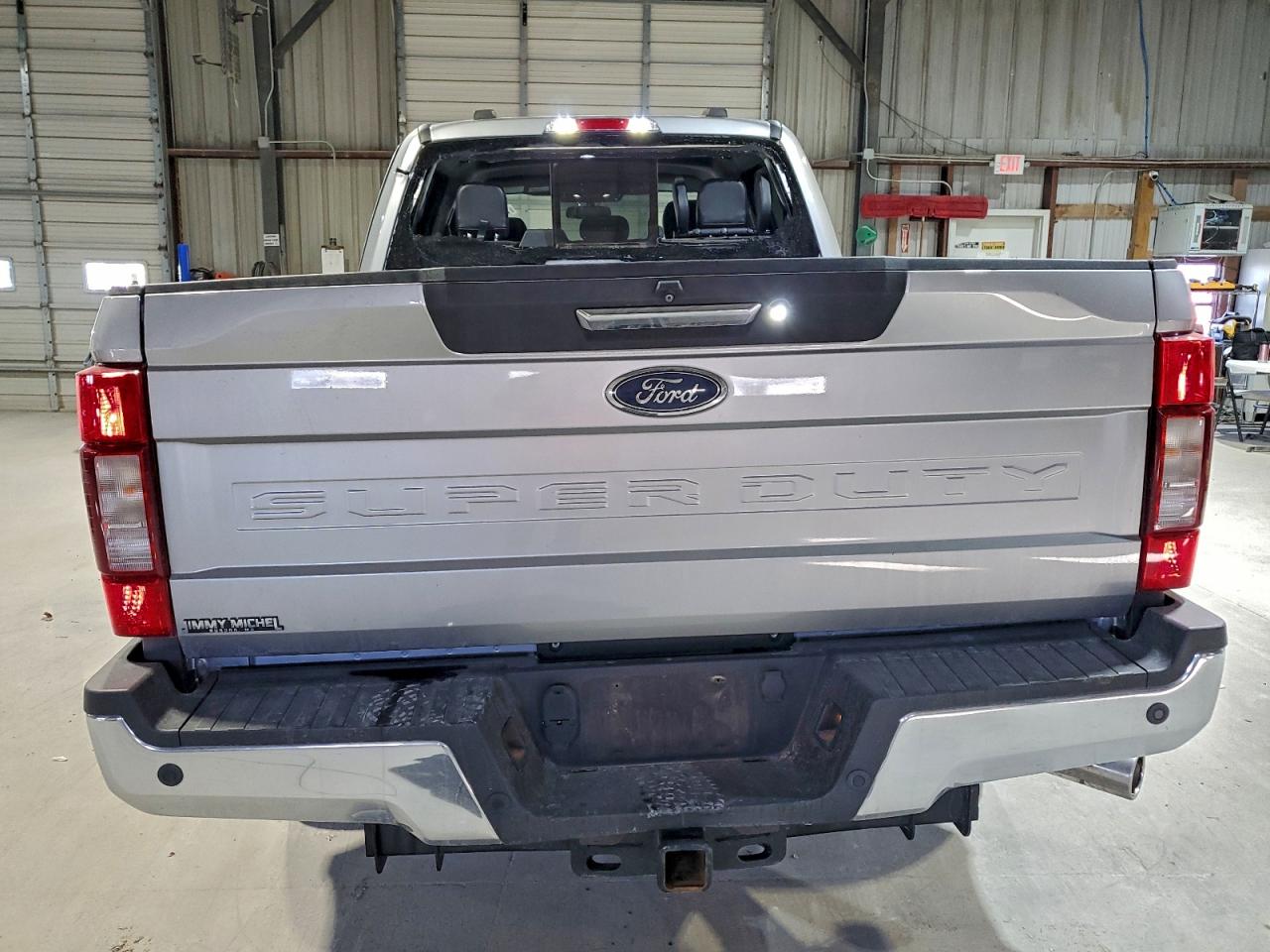 Ford F-250 Super Duty Image 3