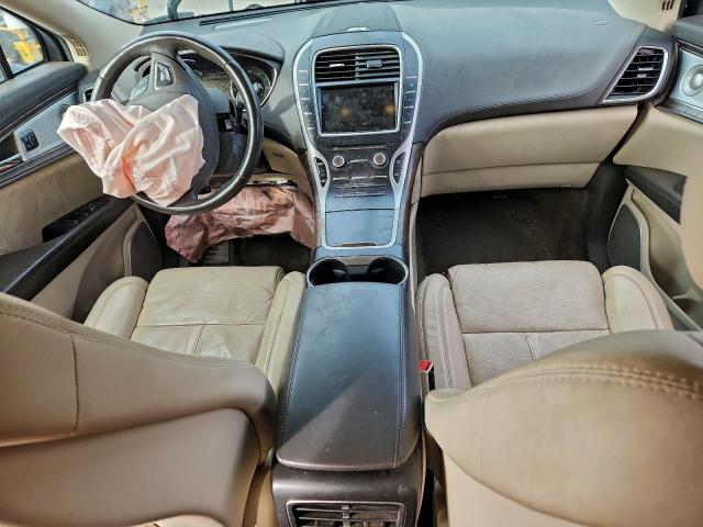 Lincoln MKX Reserve Image 5