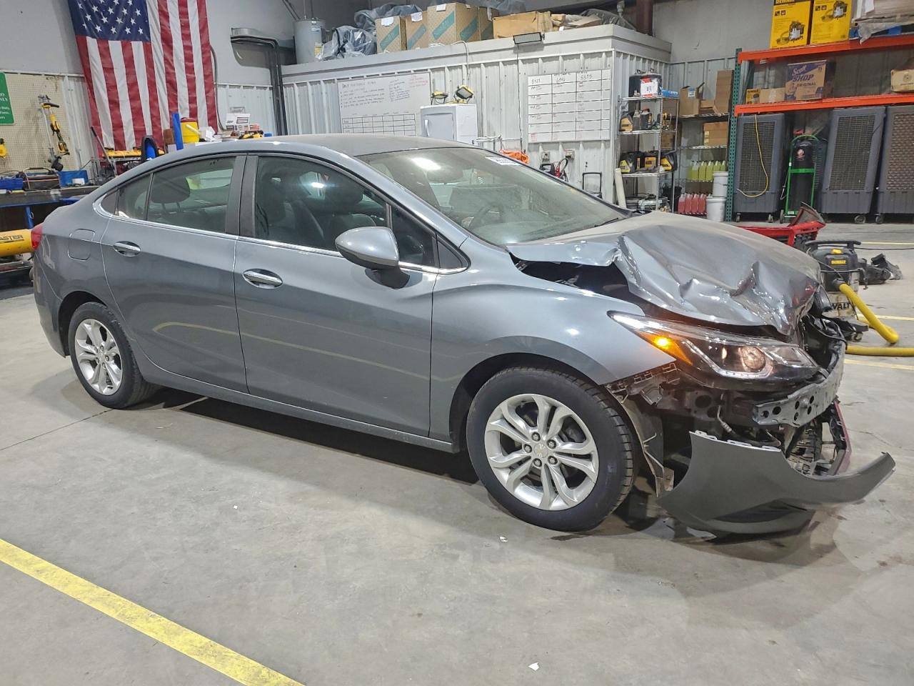 Chevrolet Cruze Lt Image 3