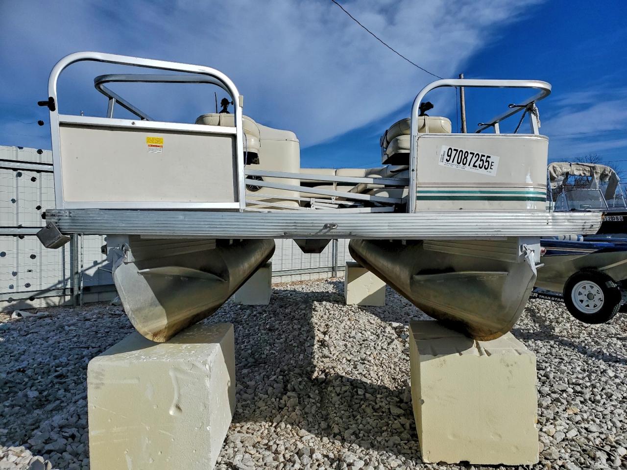 Starcraft Boat Image 9