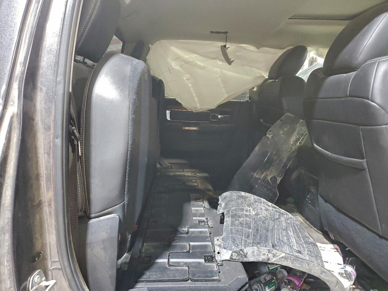 Ram 1500 Laramie Image 10