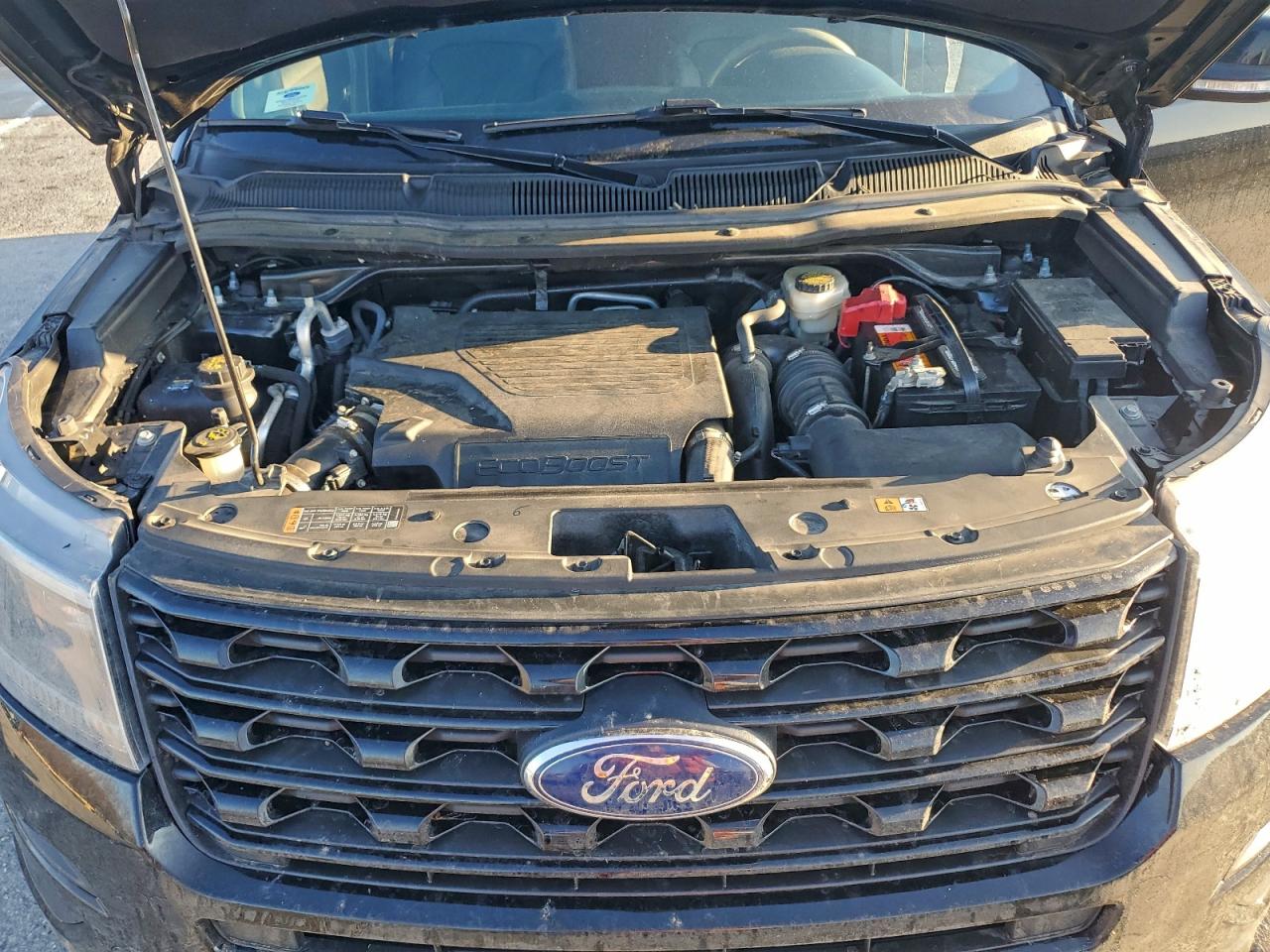 Ford Explorer Sport Image 10