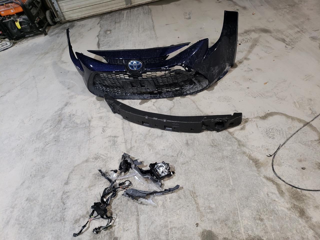 Toyota Corolla Le Image 10