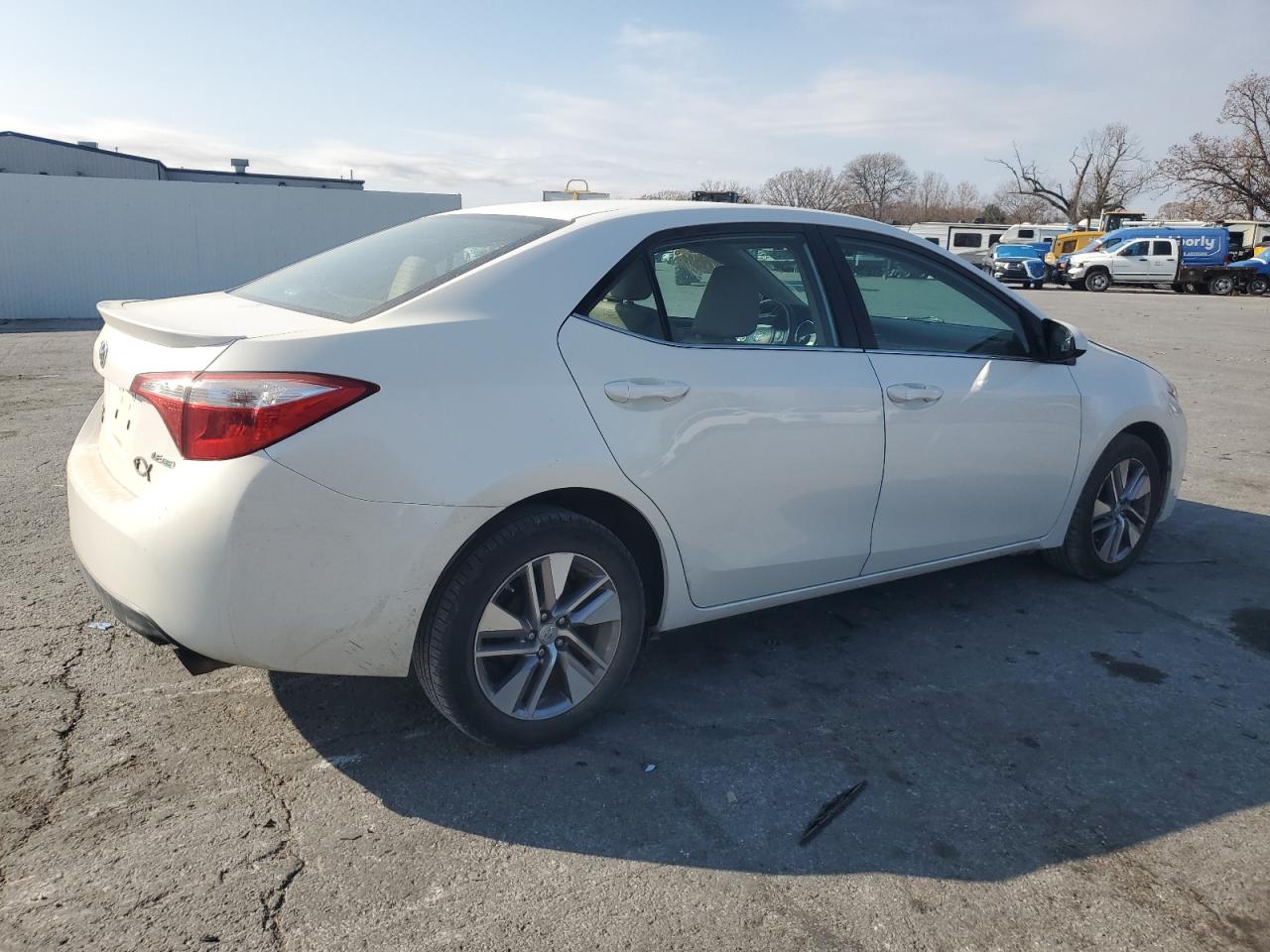 Toyota Corolla Eco Image 7