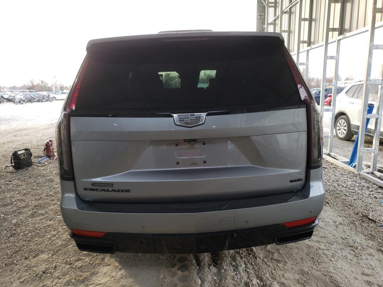 Cadillac Escalade Esv Sport Image 2