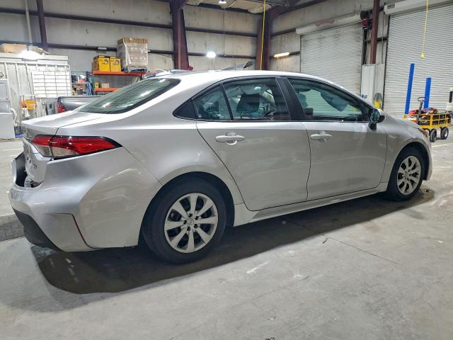 Toyota Corolla Le Image 2