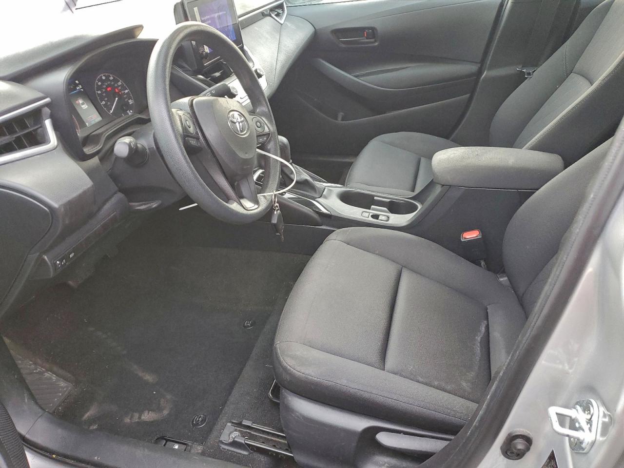 Toyota Corolla Le Image 12