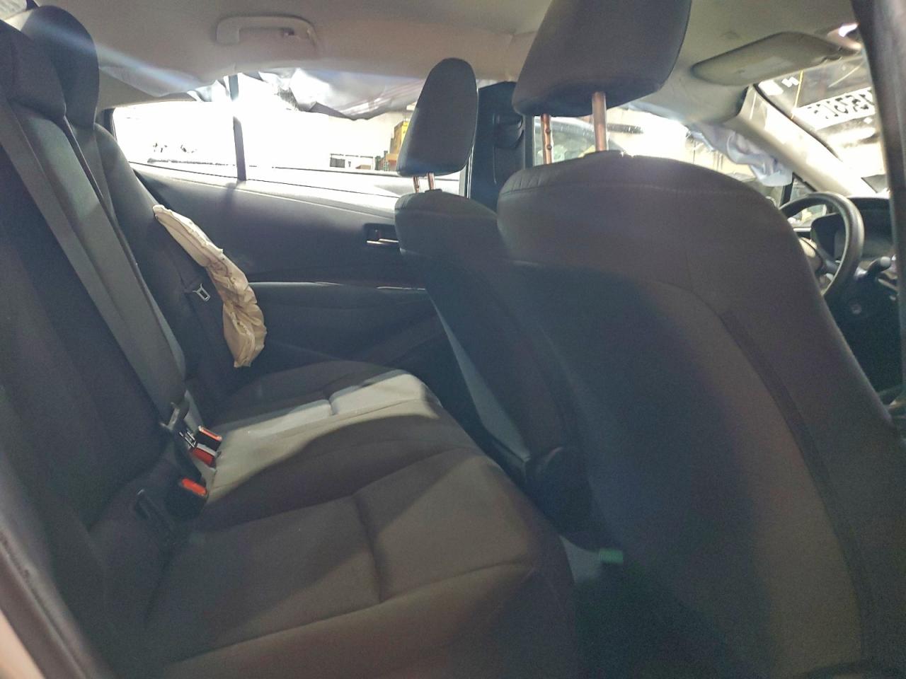 Toyota Corolla Le Image 5