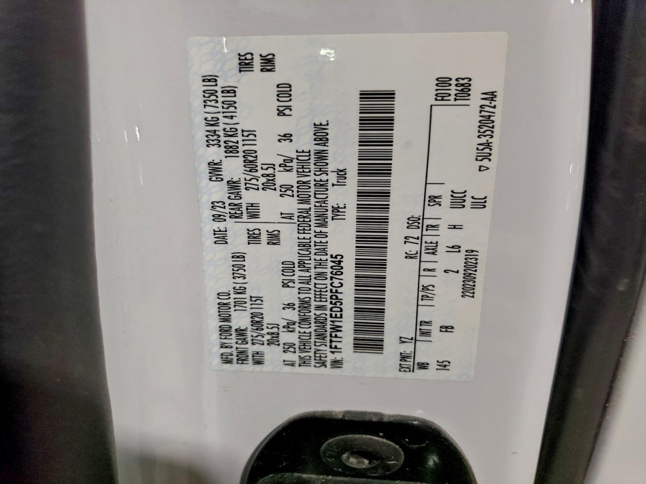 Ford F-150 Supercrew Image 13