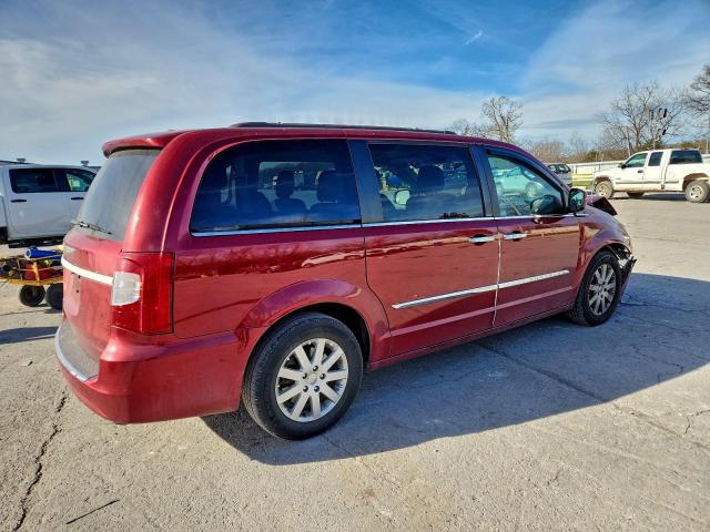 Chrysler Minivan Touring Image 2