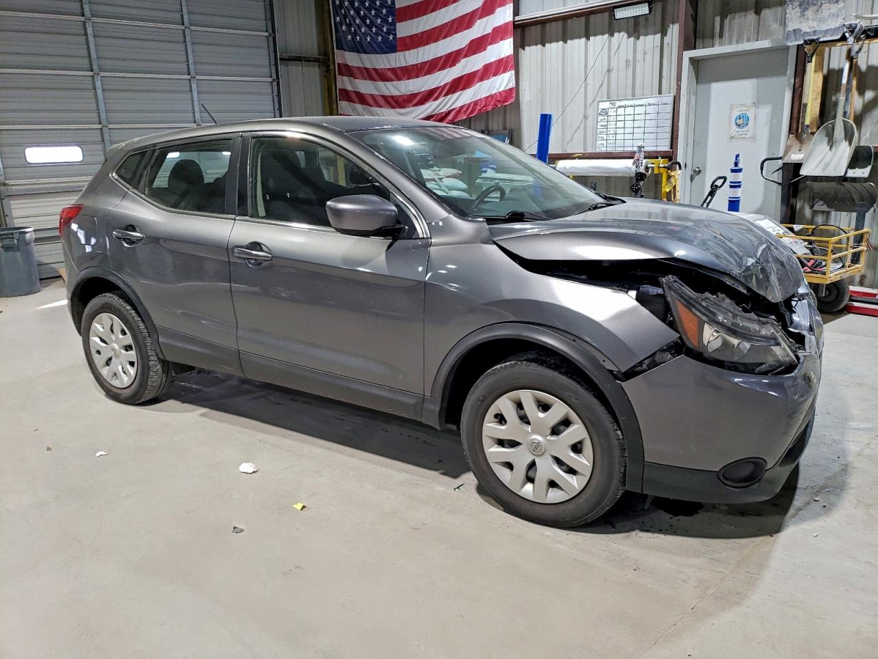 Nissan Rogue S Image 3