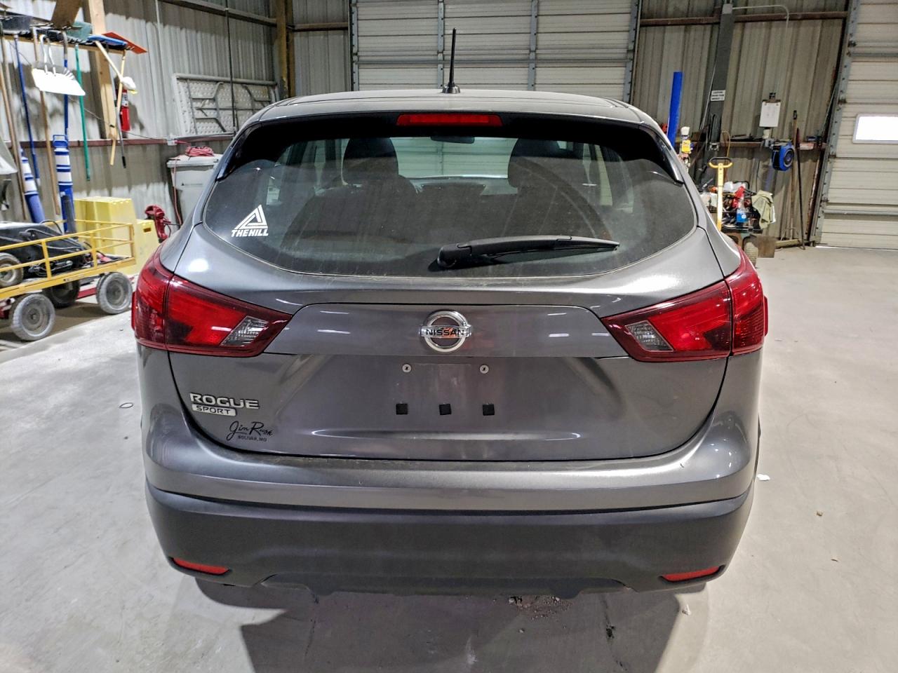 Nissan Rogue S Image 4