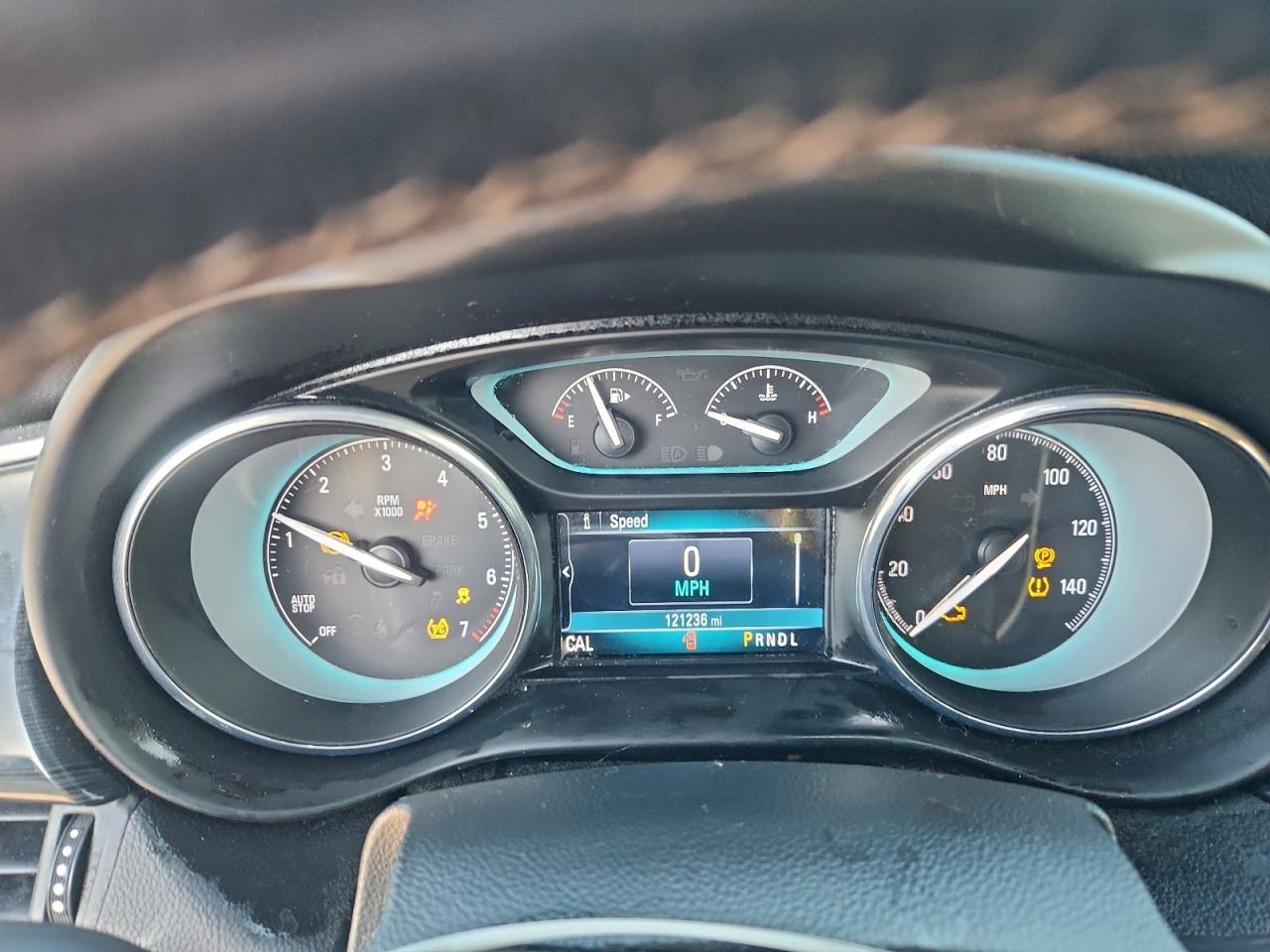 Buick Envision Essence Image 7