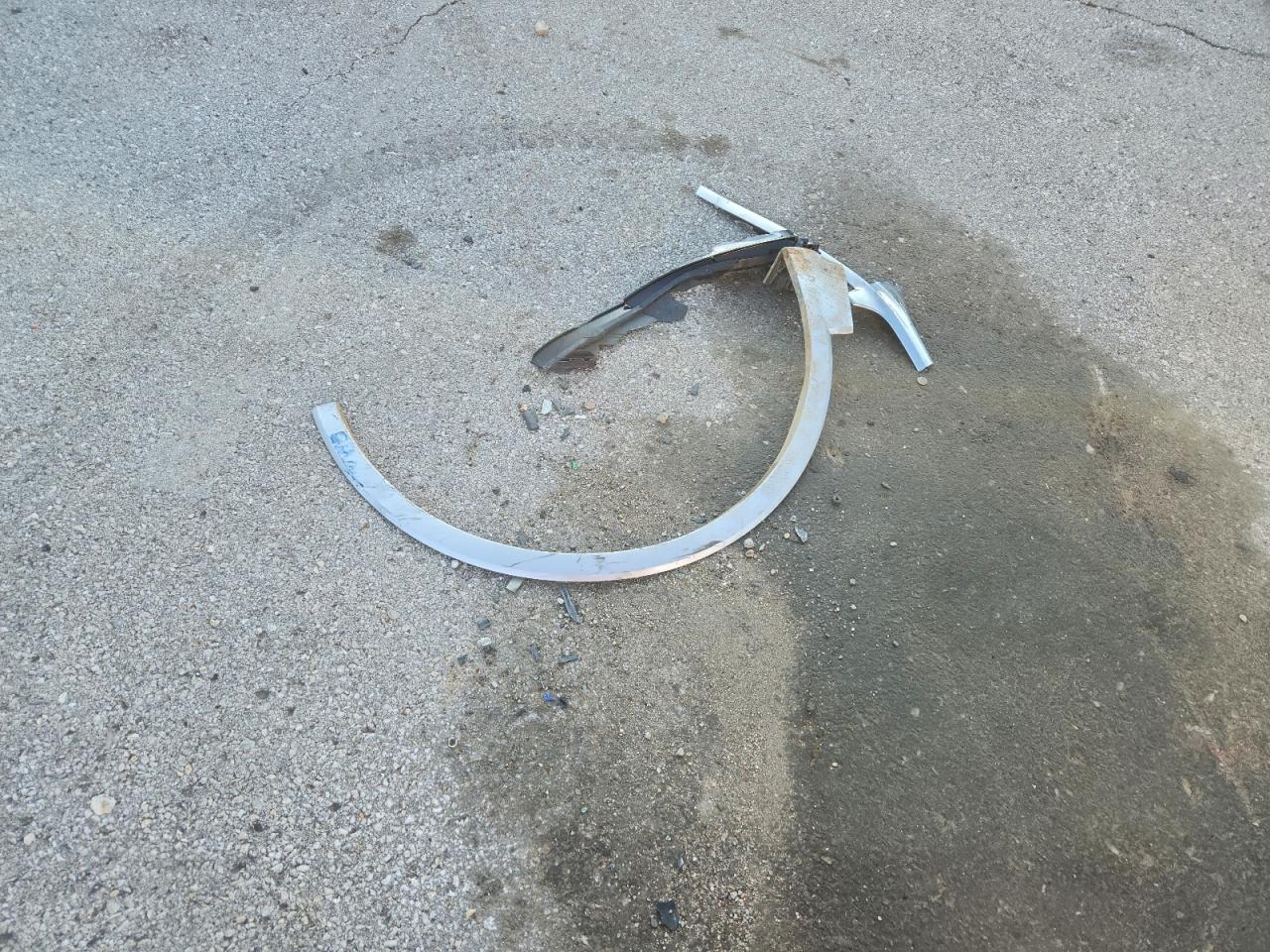 Buick Envision Essence Image 12