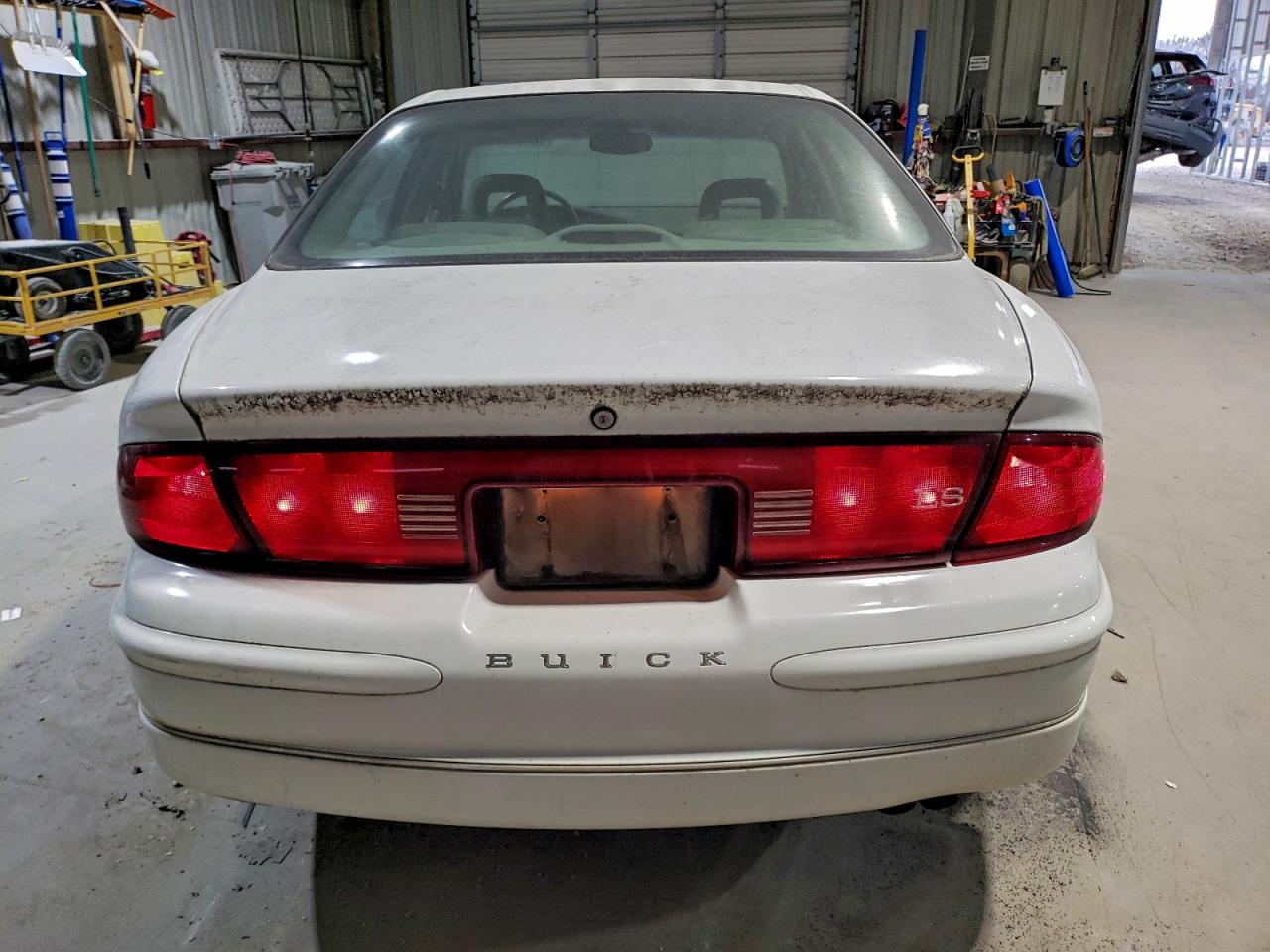 Buick Regal Ls Image 4