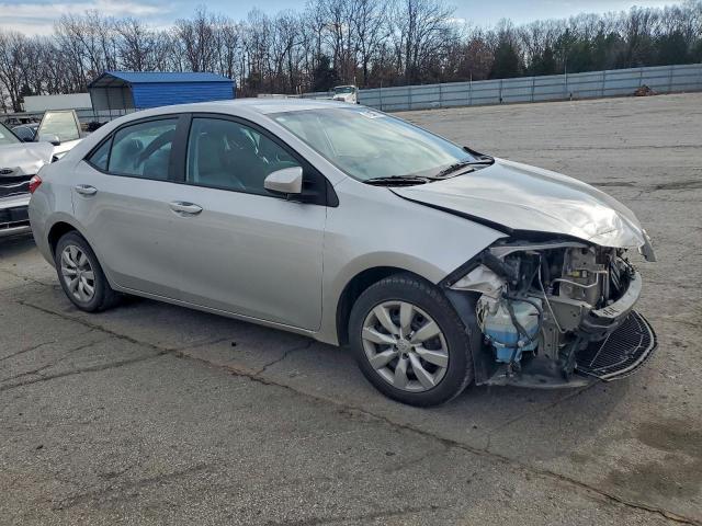 Toyota Corolla L Image 4