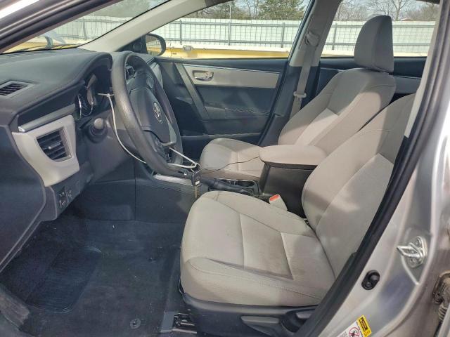 Toyota Corolla L Image 8