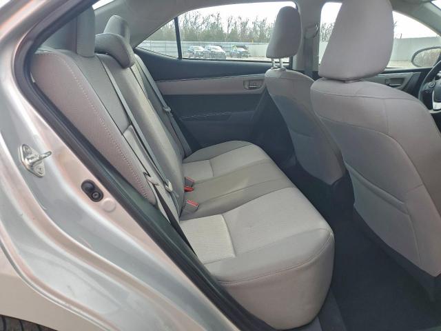 Toyota Corolla L Image 2