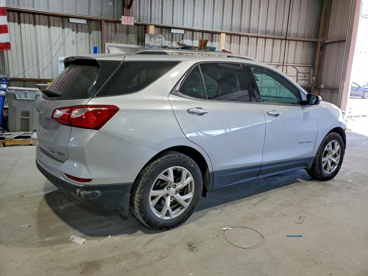 Chevrolet Equinox Premier Image 10