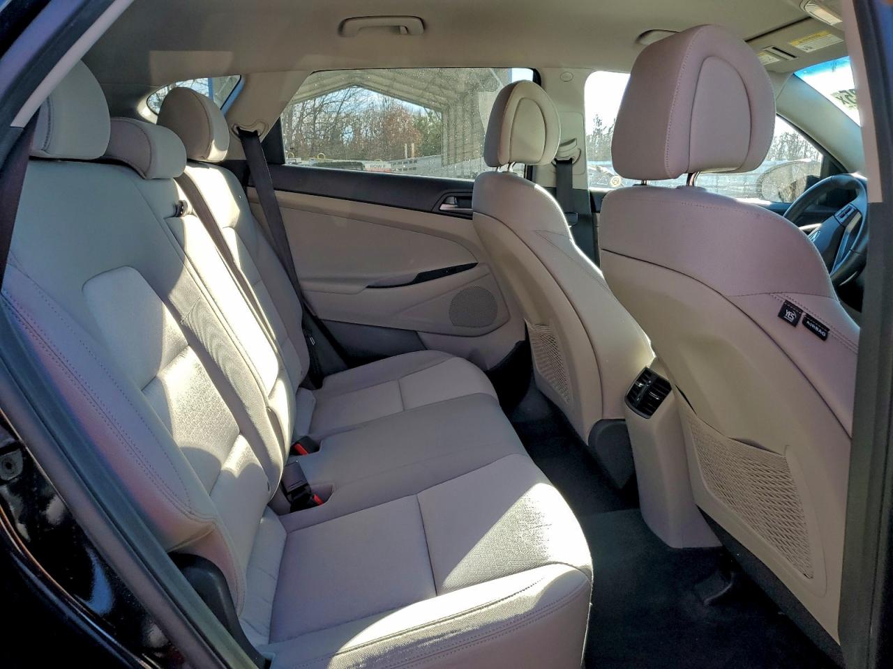 Hyundai TUCSON Limited Image 9