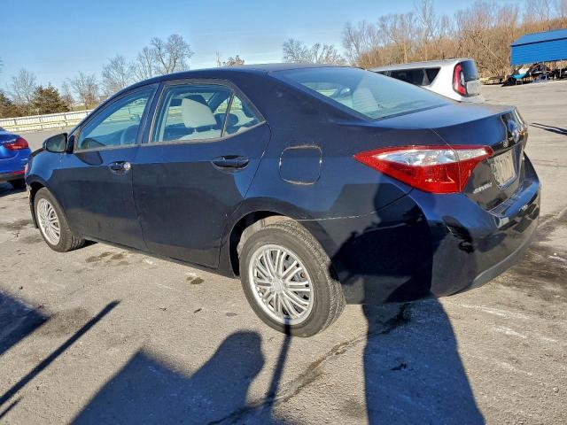 Toyota Corolla L Image 8