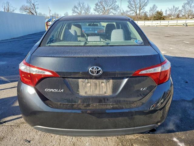 Toyota Corolla L Image 12