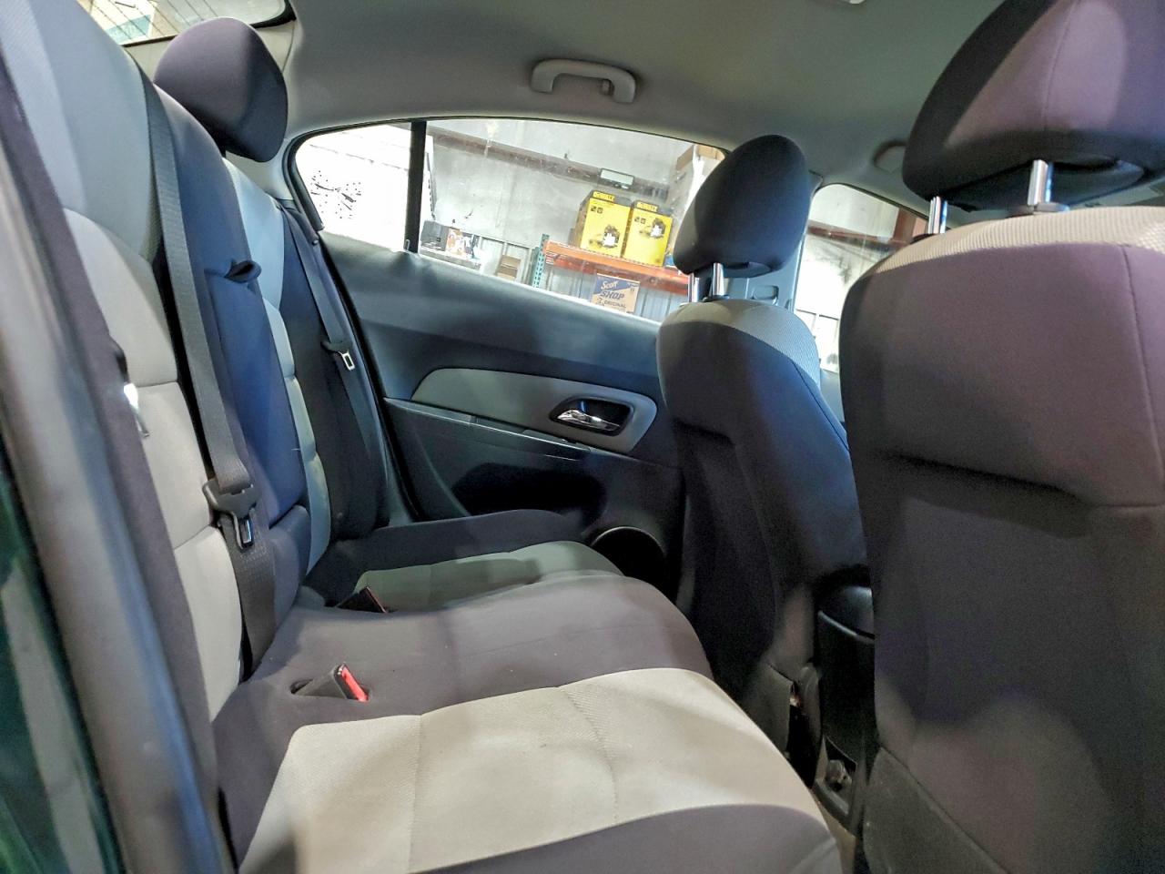 Chevrolet Cruze Ls Image 10