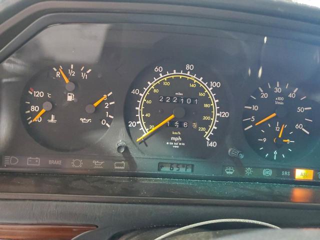 Mercedes-Benz E-Class 300d Image 9