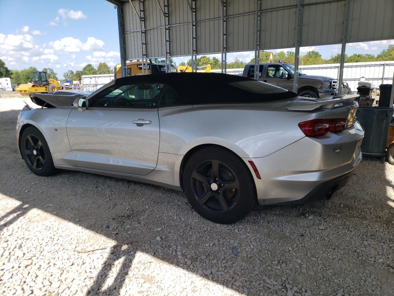 Chevrolet Camaro Ls Image 11