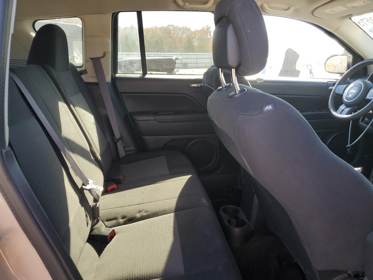 Jeep Compass Sport Image 10