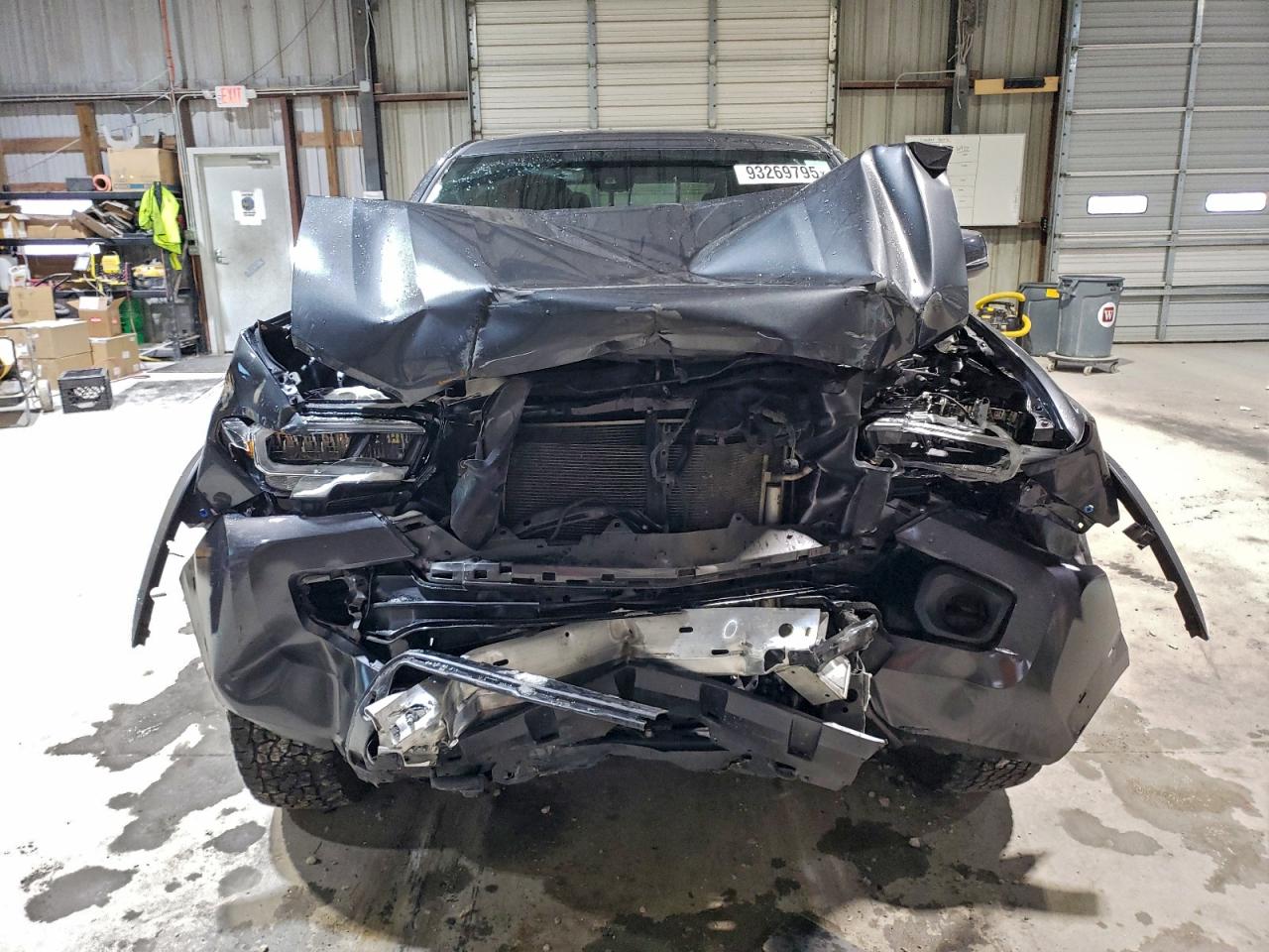 Toyota Tacoma Double Cab Image 11