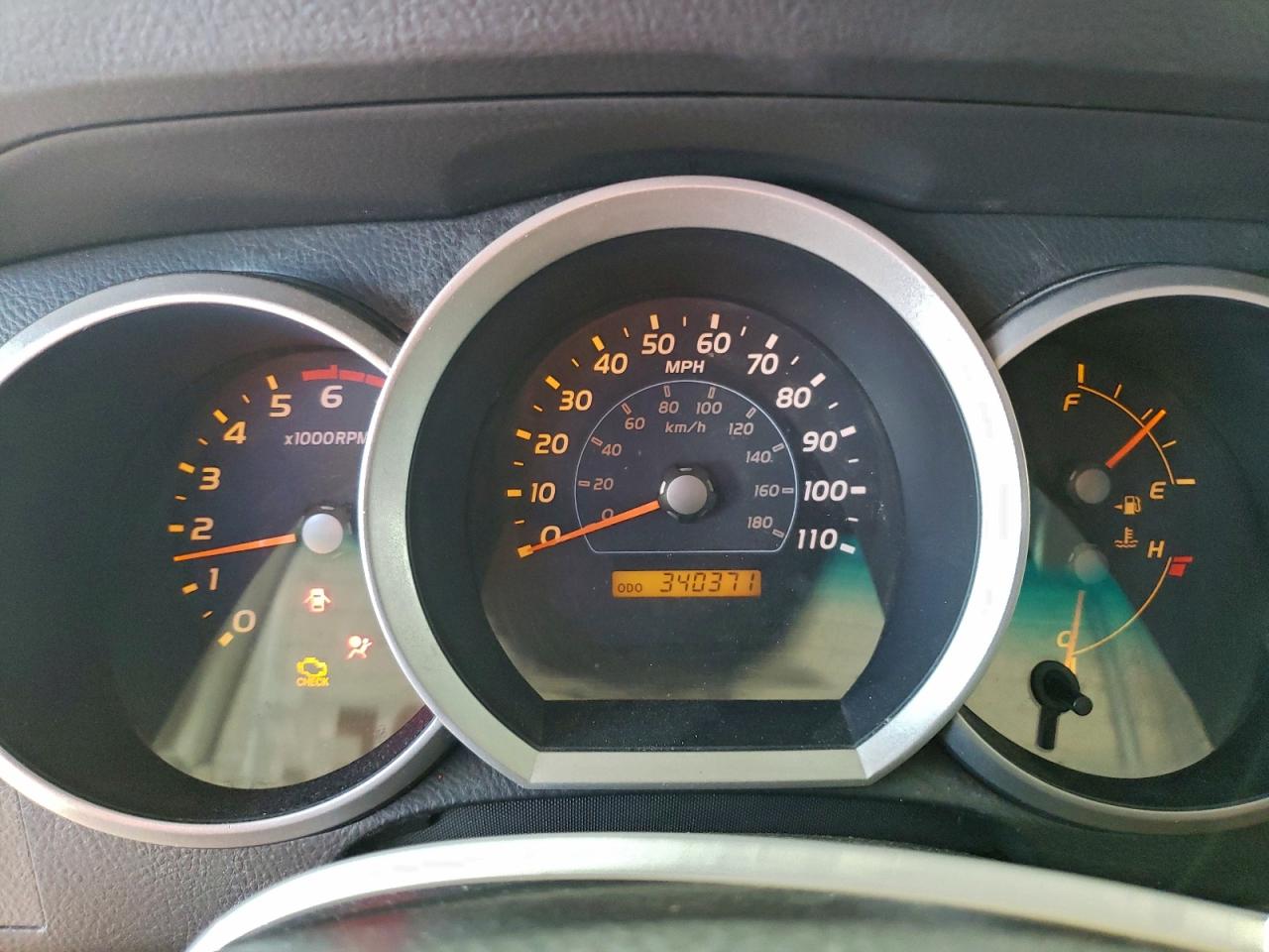 Toyota 4Runner Sr5 Image 12