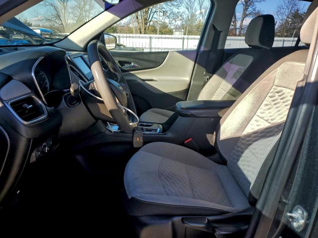 Chevrolet Equinox Ls Image 8