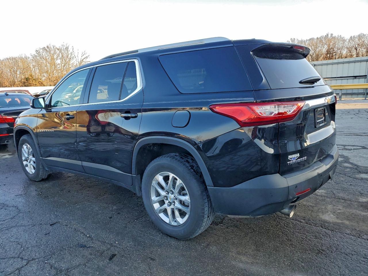 Chevrolet Traverse Lt Image 2