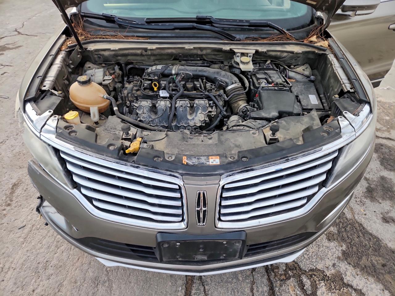 Lincoln MKC Reserve Image 2