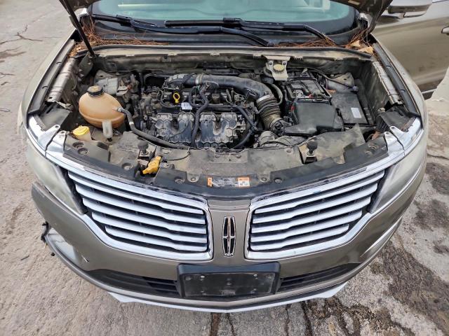 Lincoln MKC Reserve Image 2