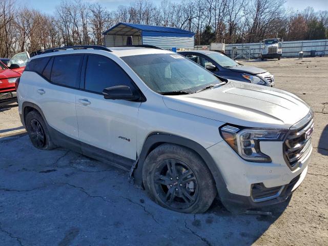 GMC Terrain At At4 Image 2