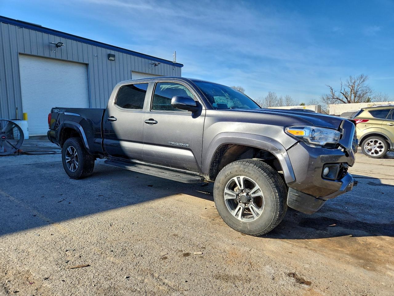 Toyota Tacoma Double Cab Image 6