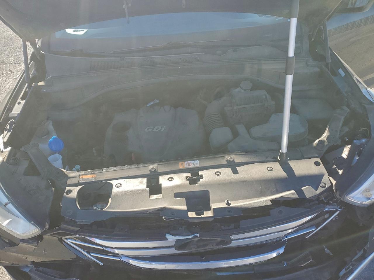 Hyundai SANTA FE Image 12