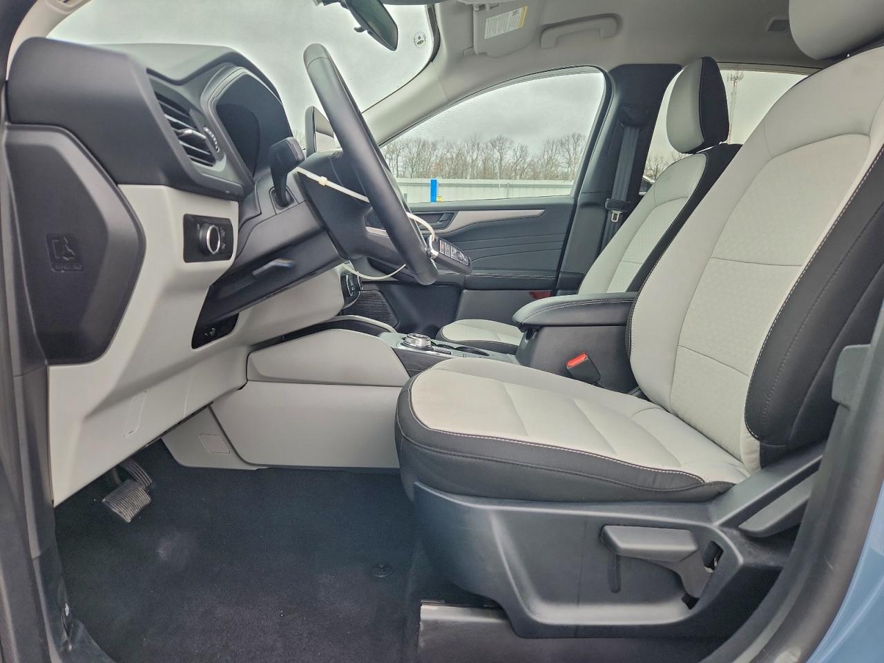 Ford Escape Active Image 4