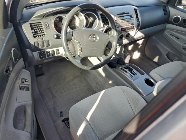 Toyota Tacoma Access Cab Image 6