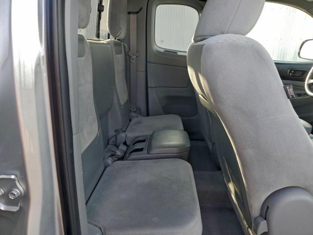 Toyota Tacoma Access Cab Image 2